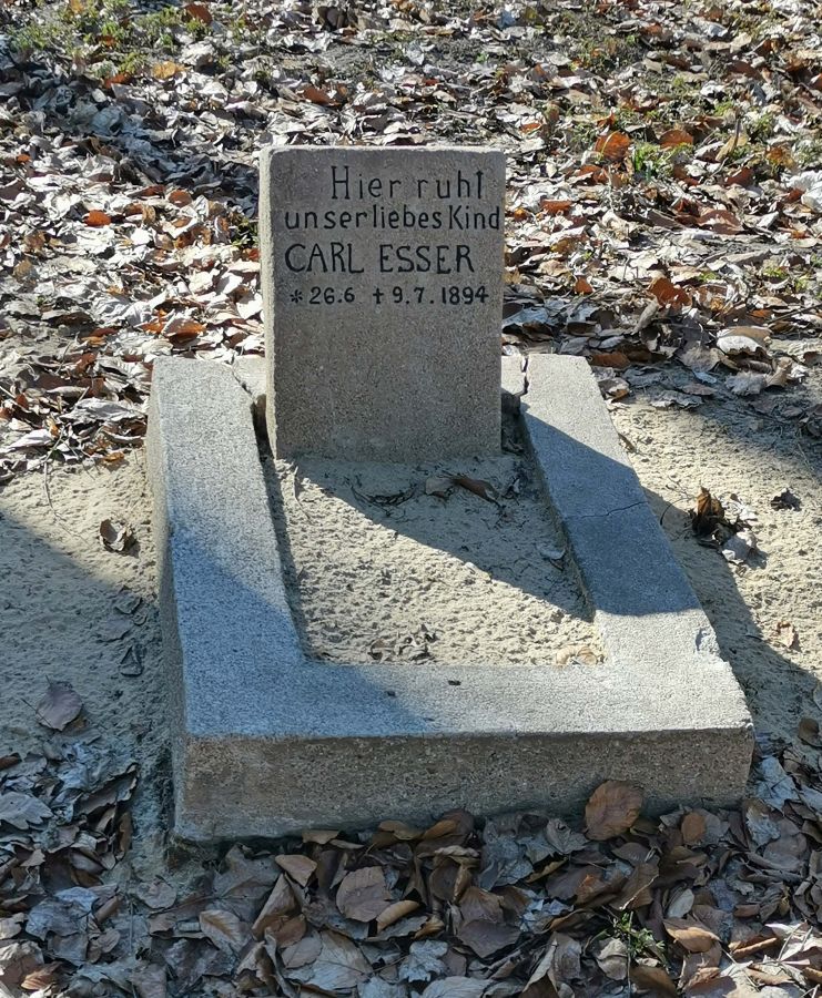 Odnowiony cmentarz poniemiecki