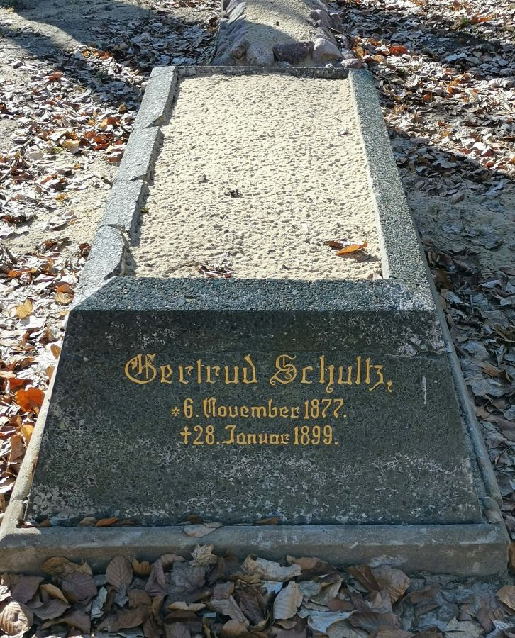 Odnowiony cmentarz poniemiecki