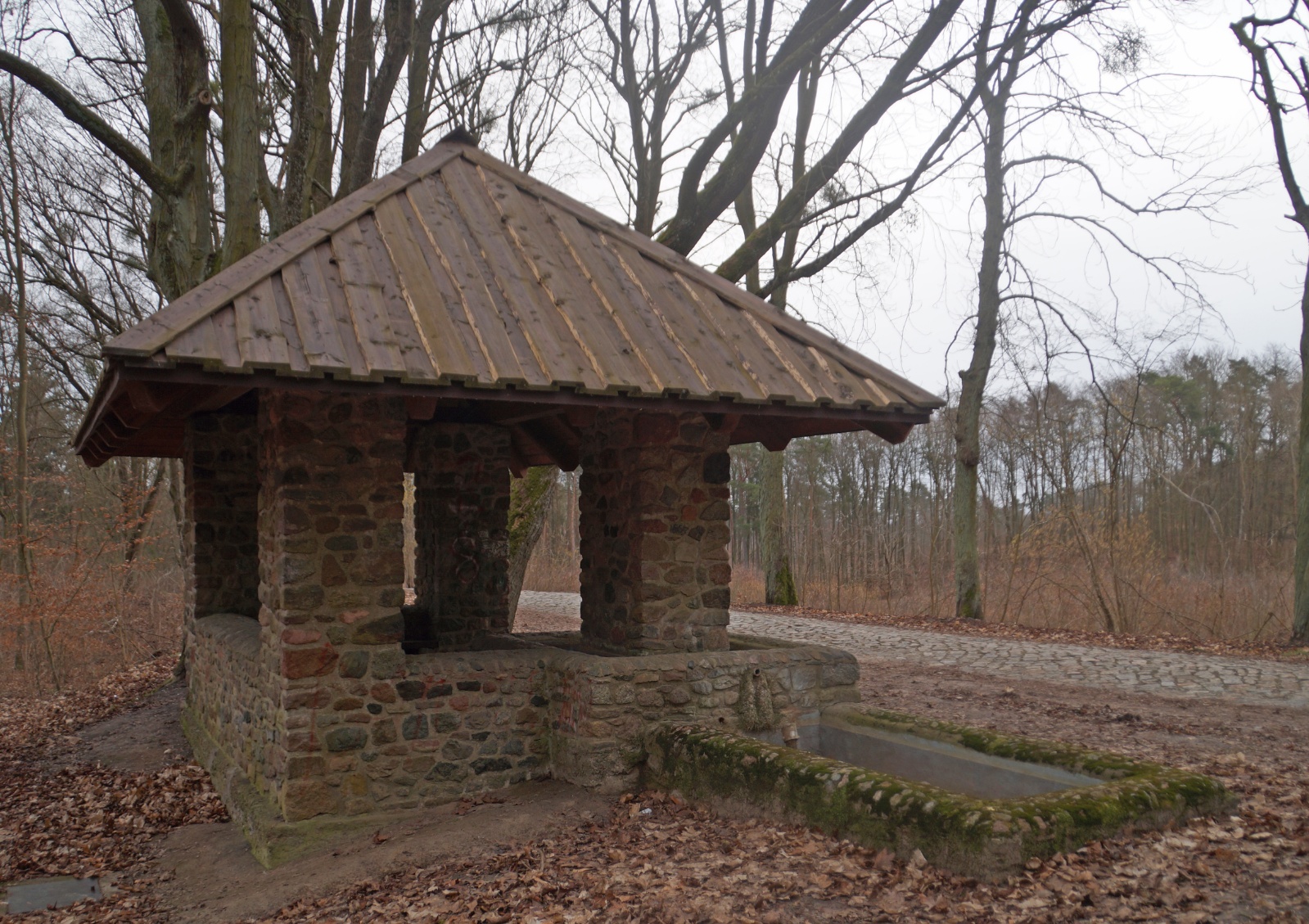 Przystanek dla dyliżansów w Bzowie