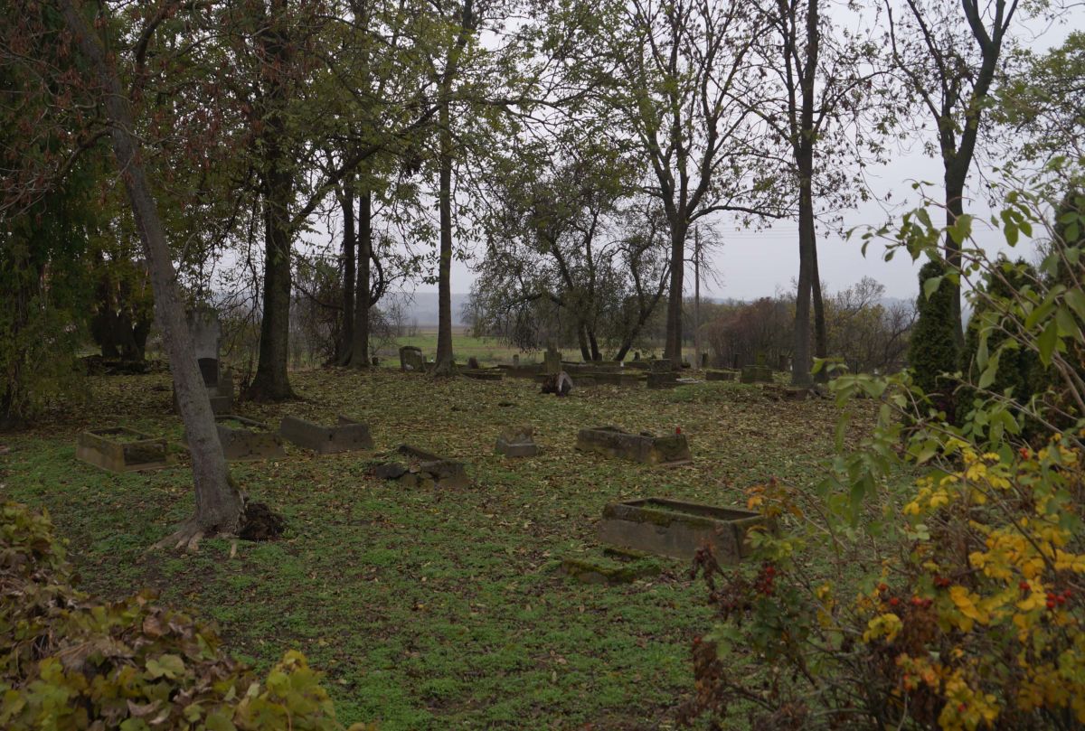 Cmentarz pomennonicki w Bratwinie